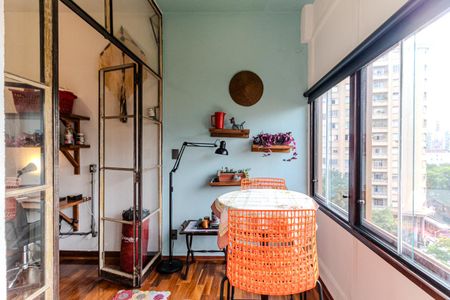 Apartamento à venda com 97m², 1 quarto e sem vaga Apartamento à venda com 97m², 1 quarto e sem vagaSala