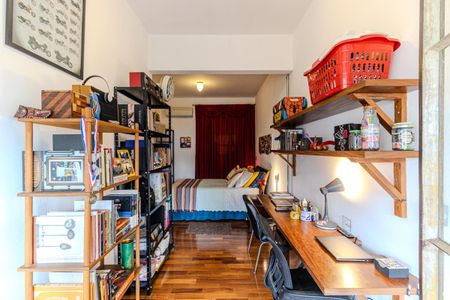 Apartamento à venda com 97m², 1 quarto e sem vaga Apartamento à venda com 97m², 1 quarto e sem vagaEscritório