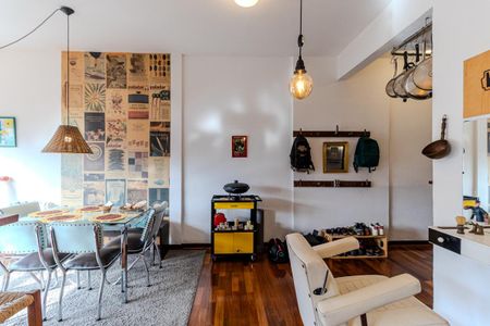 Apartamento à venda com 97m², 1 quarto e sem vaga Apartamento à venda com 97m², 1 quarto e sem vagaSala