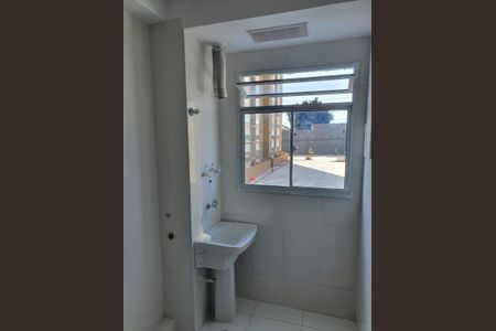 Área de serviço de apartamento para alugar com 2 quartos, 50m² em Jardim Tropical, Nova Iguaçu