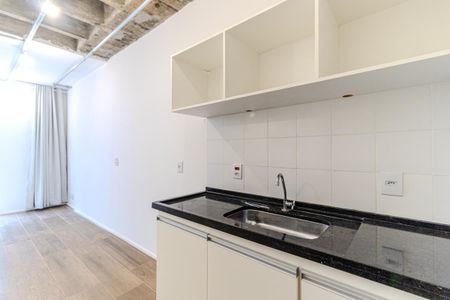 Cozinha de kitnet/studio para alugar com 1 quarto, 22m² em Campos Elíseos, São Paulo