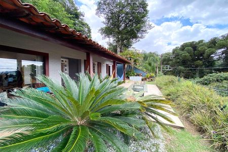 Casa de condomínio à venda com 450m², 3 quartos e 4 vagasJardim