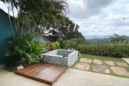 Casa de condomínio à venda com 450m², 3 quartos e 4 vagasVaranda da Suite 1