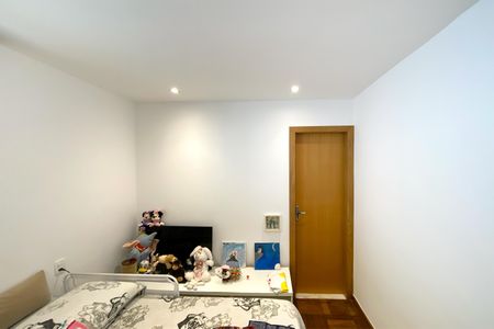 Casa de condomínio à venda com 450m², 3 quartos e 4 vagasSuite 2