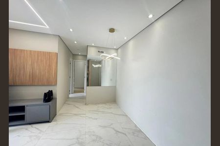 Sala de apartamento para alugar com 2 quartos, 74m² em Centro, Osasco