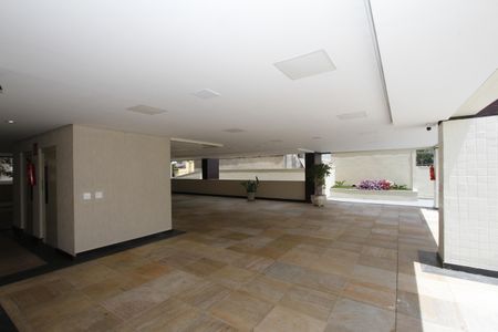 Apartamento para alugar com 74m², 3 quartos e 2 vagasÁrea comum