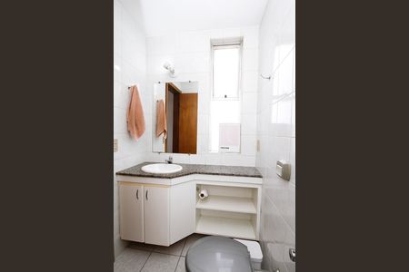 Apartamento para alugar com 74m², 3 quartos e 2 vagas Banheiro da Suite