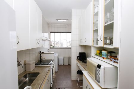Apartamento para alugar com 74m², 3 quartos e 2 vagasCozinha