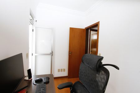 Apartamento para alugar com 74m², 3 quartos e 2 vagasQuarto 3