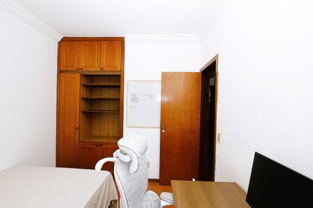 Quarto 1 de apartamento para alugar com 3 quartos, 74m² em Prado, Belo Horizonte