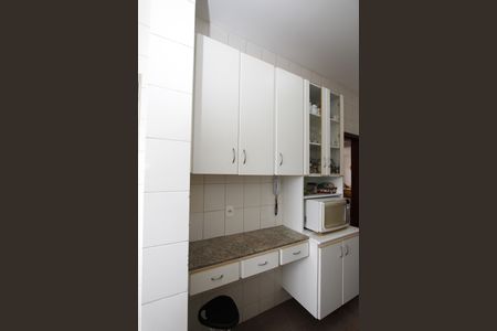 Apartamento para alugar com 74m², 3 quartos e 2 vagasCozinha
