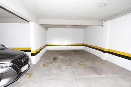 Apartamento para alugar com 74m², 3 quartos e 2 vagasGaragem