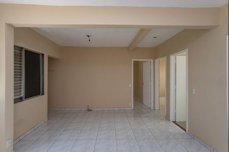 Apartamento à venda com 75m², 2 quartos e 1 vagaSala
