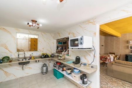 Casa para alugar com 400m², 3 quartos e 2 vagasCozinha