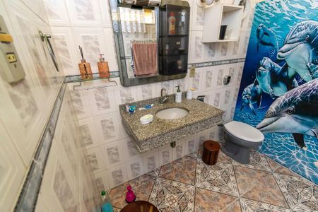 Casa para alugar com 400m², 3 quartos e 2 vagasBanheiro 2