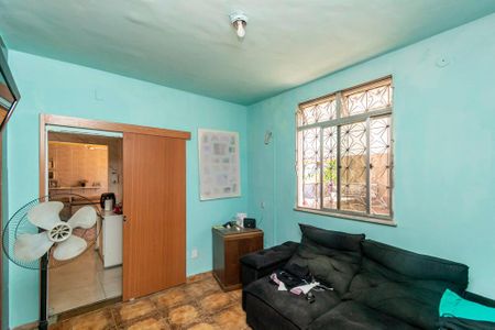 Sala de TV de casa para alugar com 3 quartos, 400m² em Olaria, Rio de Janeiro