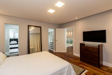 Casa de condomínio para alugar com 529m², 4 quartos e 9 vagasSuíte 4