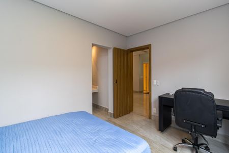 Casa de condomínio para alugar com 529m², 4 quartos e 9 vagasSuíte 1