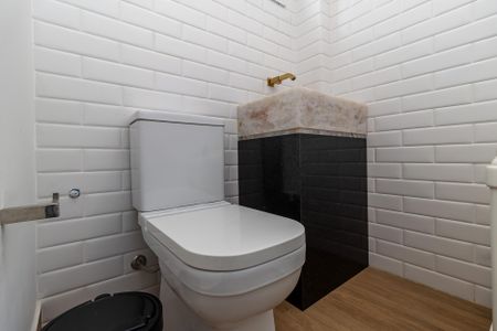 Casa de condomínio para alugar com 529m², 4 quartos e 9 vagasLavabo 2