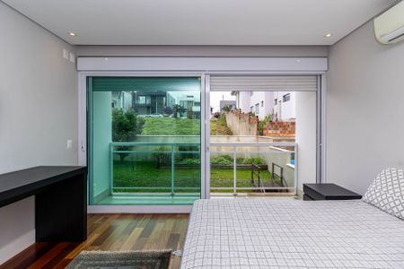 Casa de condomínio para alugar com 529m², 4 quartos e 9 vagasSuíte 2