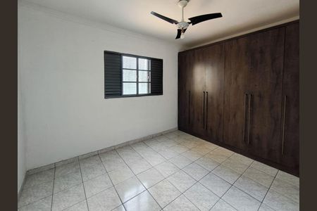 Quarto de apartamento para alugar com 2 quartos, 67m² em Jardim Santa Clara do Lago I, Hortolândia