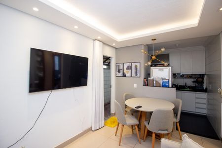 Sala de apartamento para alugar com 2 quartos, 65m² em Cabral, Contagem
