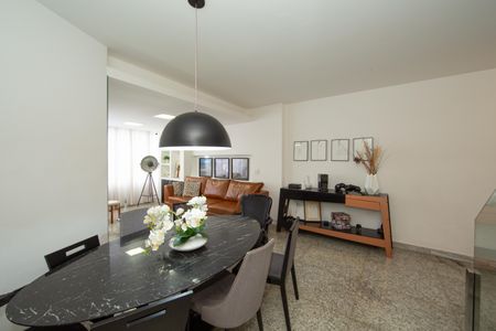 Apartamento à venda com 320m², 6 quartos e 4 vagasSALA