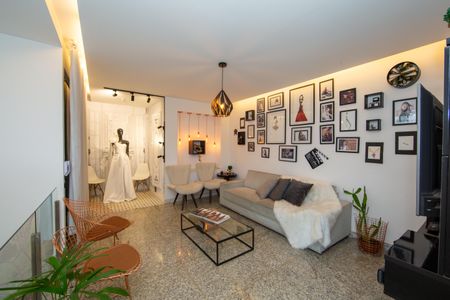 Apartamento à venda com 320m², 6 quartos e 4 vagasSALA