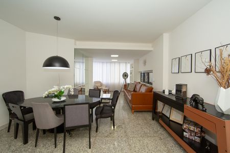 Apartamento à venda com 320m², 6 quartos e 4 vagasSALA