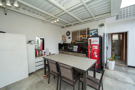 Apartamento à venda com 320m², 6 quartos e 4 vagasCOBERTURA