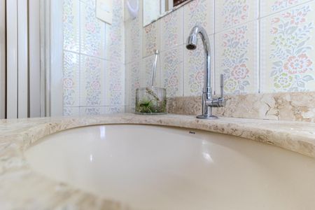 Apartamento para alugar com 75m², 2 quartos e 1 vagaBanheiro