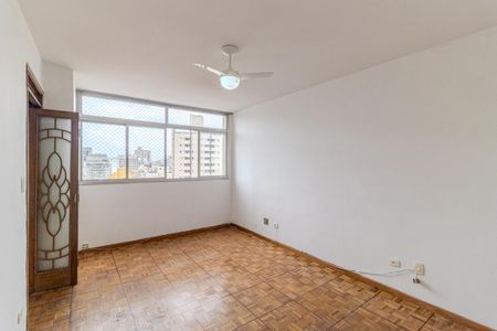 Apartamento para alugar com 75m², 2 quartos e 1 vagaSala