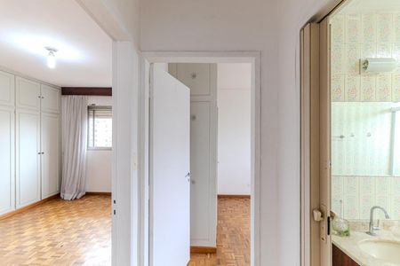 Corredor de apartamento para alugar com 2 quartos, 75m² em Vila Buarque, São Paulo