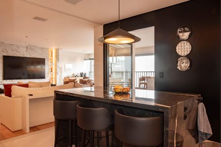 Apartamento à venda com 160m², 2 quartos e 2 vagasCozinha