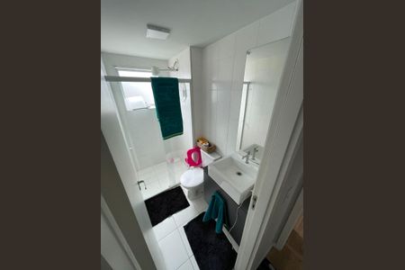 Banheiro de apartamento à venda com 2 quartos, 48m² em Conceicao, Osasco