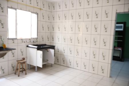 Casa para alugar com 63m², 1 quarto e sem vagaCozinha e Área de Serviço