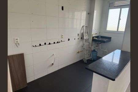 Cozinha de apartamento para alugar com 2 quartos, 47m² em São Sebastião, Porto Alegre