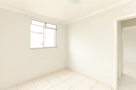 Apartamento à venda com 2 quartos, 49m² em Industrial, Contagem