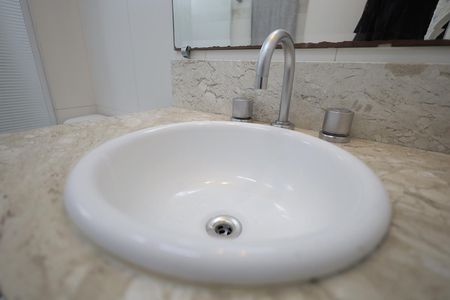 Apartamento à venda com 94m², 3 quartos e 3 vagasBanheiro