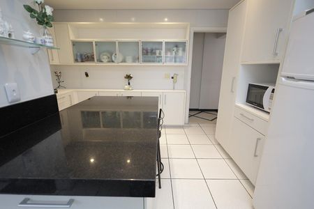 Apartamento à venda com 94m², 3 quartos e 3 vagasCozinha