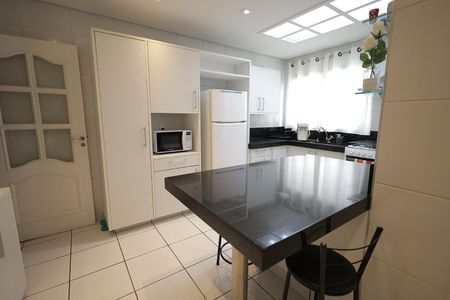 Apartamento à venda com 94m², 3 quartos e 3 vagasCozinha