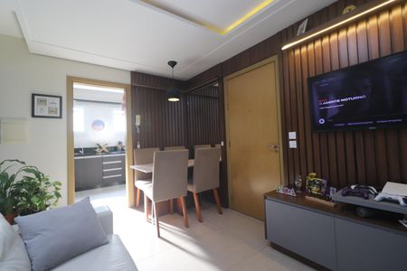 Sala de apartamento à venda com 2 quartos, 65m² em Liberdade, Novo Hamburgo