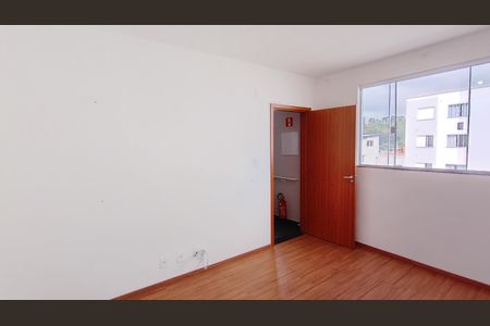 Sala de apartamento para alugar com 2 quartos, 46m² em Jardim Saude, Suzano