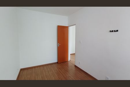 Apartamento para alugar com 46m², 2 quartos e 1 vaga Apartamento para alugar com 46m², 2 quartos e 1 vagaQuarta 1