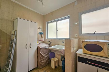 Apartamento para alugar com 200m², 3 quartos e 1 vagaÁrea de serviço 