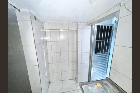 Cozinha de kitnet/studio para alugar com 1 quarto, 18m² em Vila Aurora (zona Norte), São Paulo