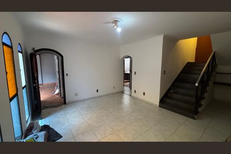 Sala de casa à venda com 3 quartos, 104m² em Vila Helena, Santo André