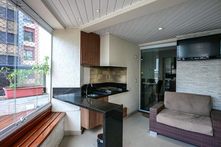 Varanda de apartamento à venda com 4 quartos, 213m² em Vila Andrade, São Paulo