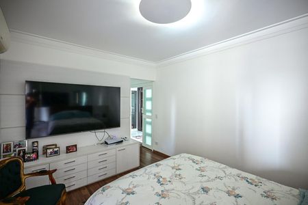 Apartamento à venda com 213m², 4 quartos e 3 vagasSuíte 1