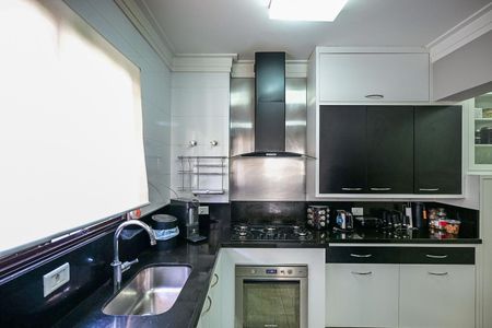Apartamento à venda com 213m², 4 quartos e 3 vagasCozinha